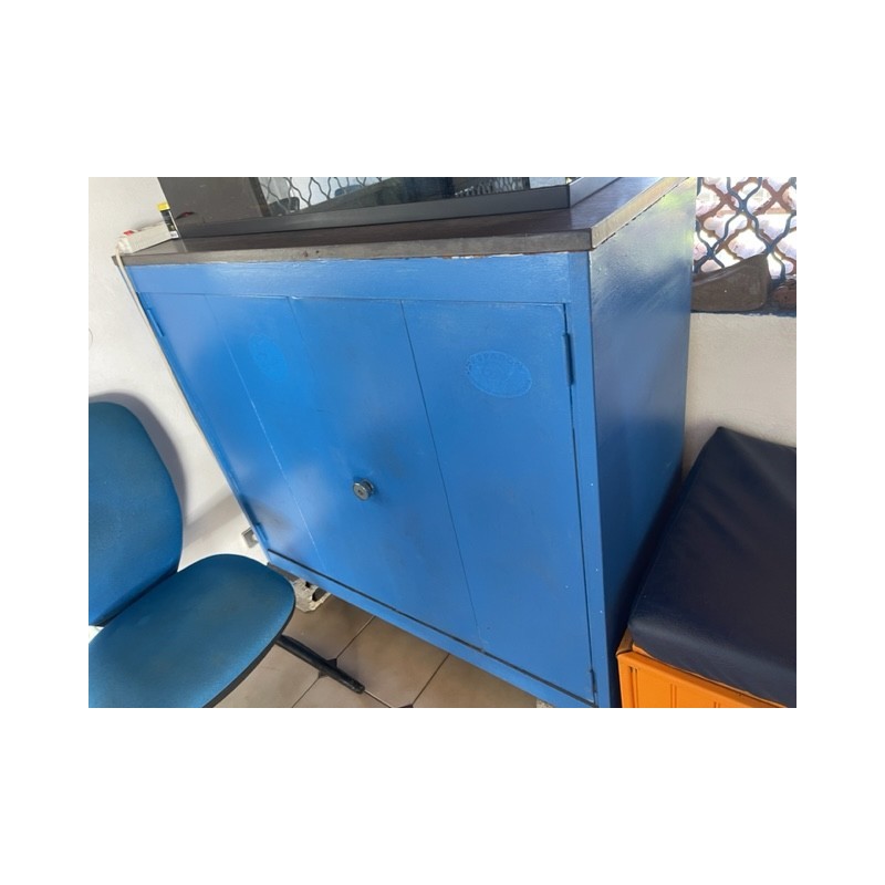 1 armoire métallique