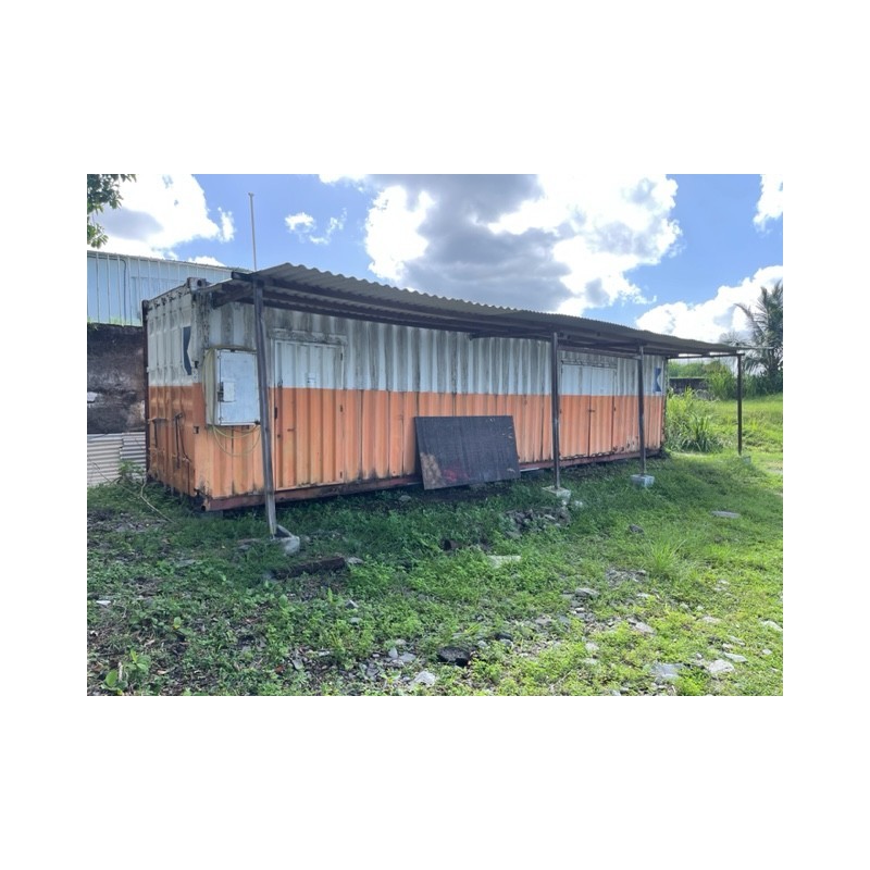 1 conteneur de 40 pieds