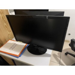 1 ensemble de postes informatiques comprenant :

2 écrans 24 pouces SAMSUNG 
1 écran 24 pouces LG 
1 écran 23 pouces AOC 
1 unit