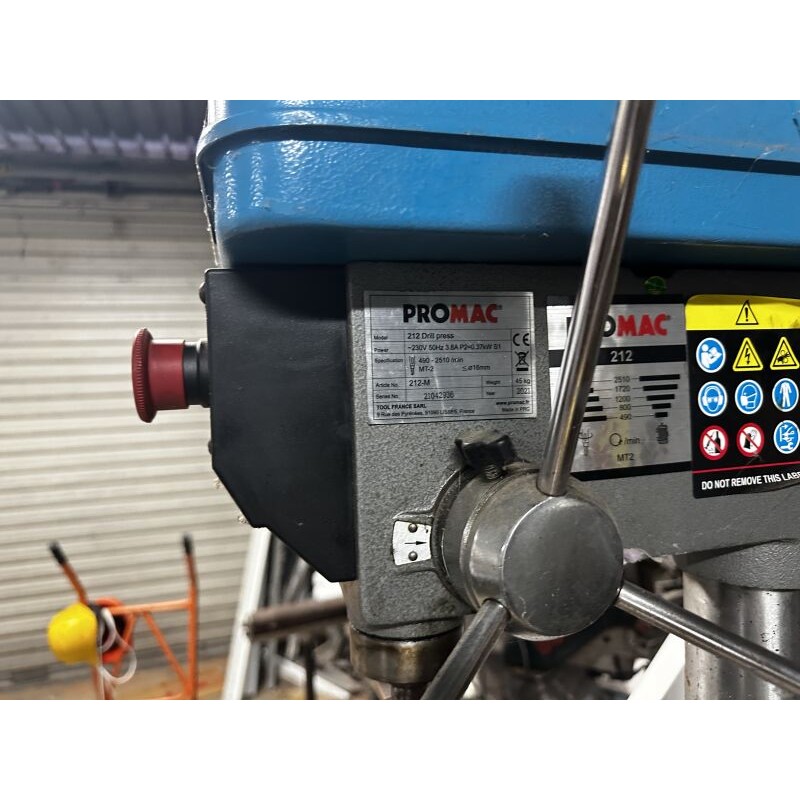 1 perceuse à colonne PROMAC 212 drill press