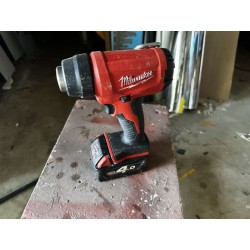 1 décapeur thermique à batterie MILWAUKEE M18