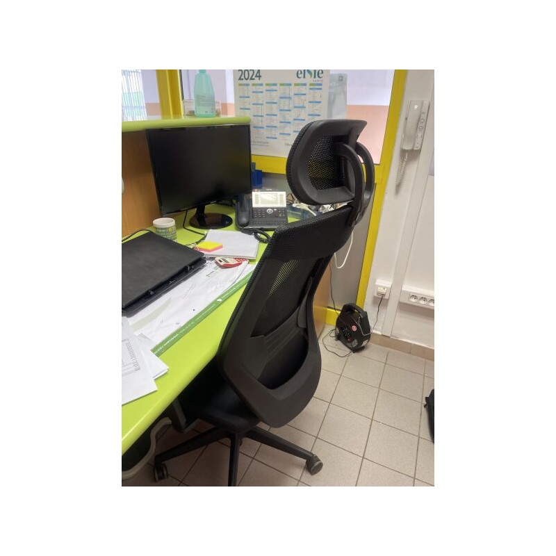 1 fauteuil de bureau avec appui-tête 1 paire de chaises visiteur garniture de mousse et tissu