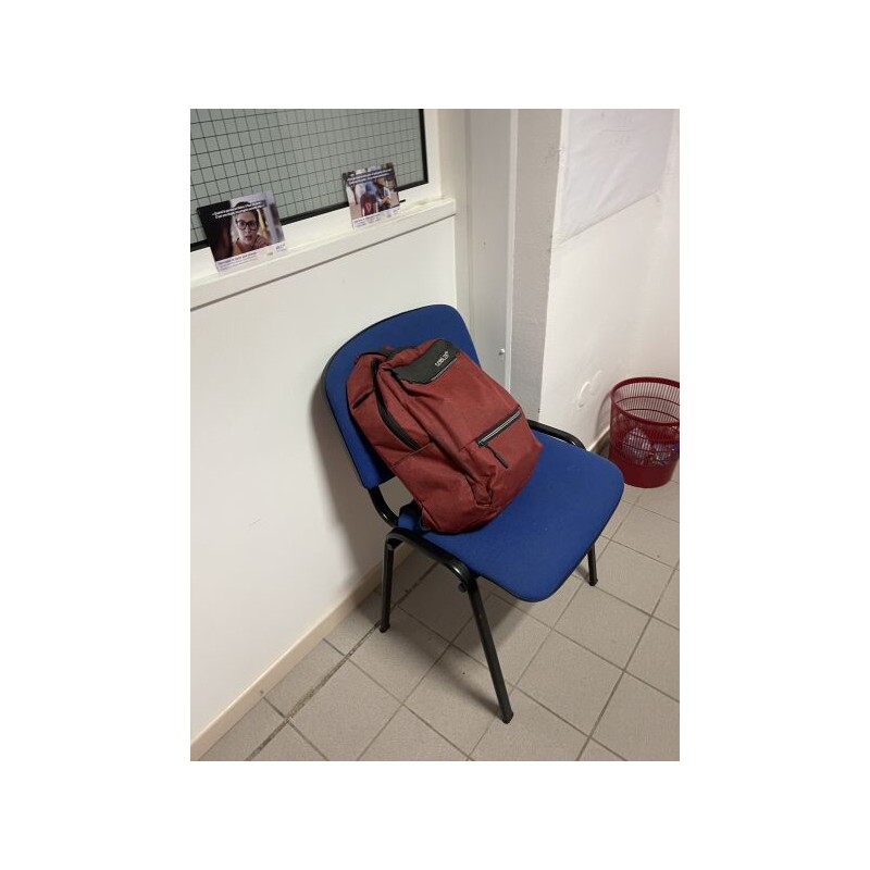 1 lot de 3 chaises visiteur