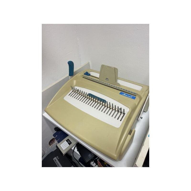 1 relieuse LAMIRELB 1 agrafeuse ESSELTE 1 plastifieuse UPS