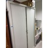 1 armoire métallique haute à ouverture coulissante
