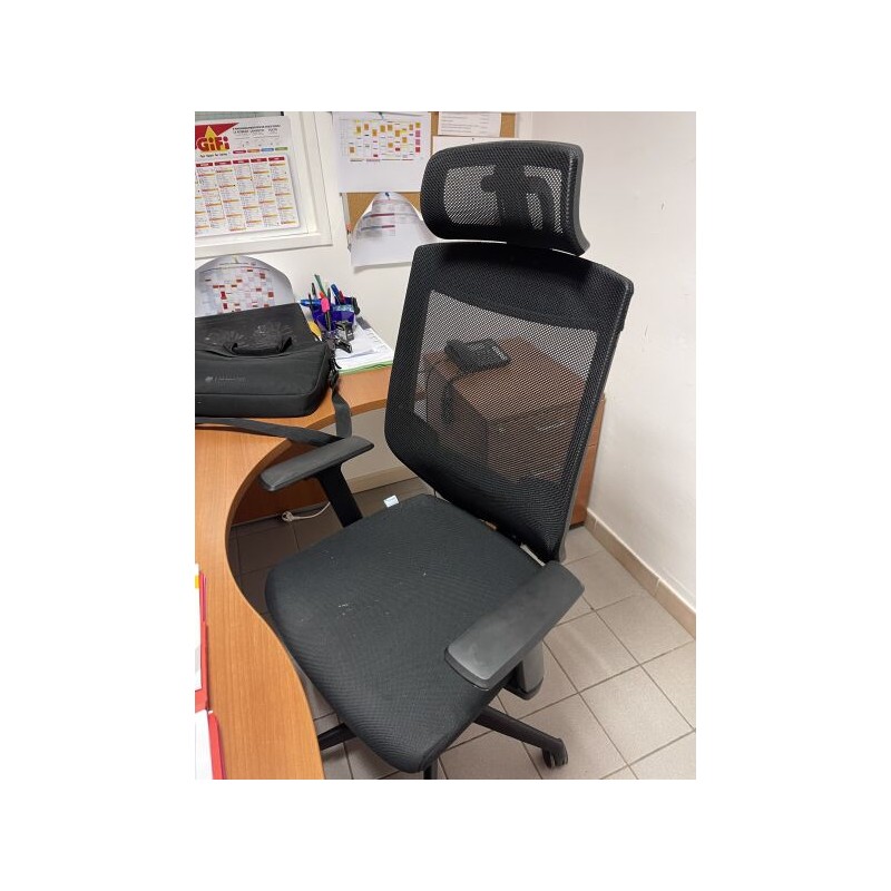 1 bureau + 1 caisson en fibres de bois 1 fauteuil de bureau tournant en tissu avec appui-tête