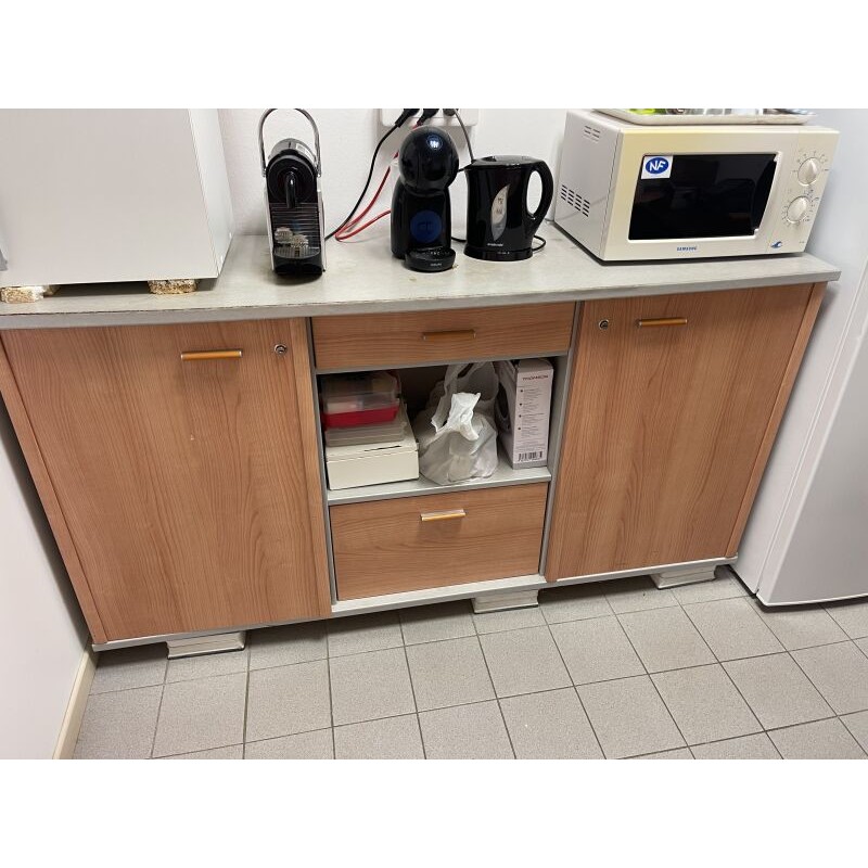 1 buffet bas en fibres de bois