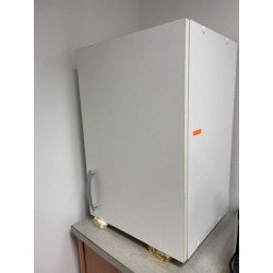 1 partie de meuble en fibres de bois