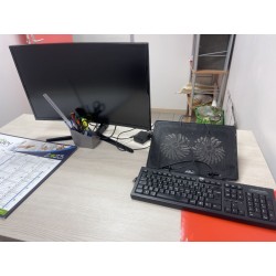 1 support d'ordinateur portable BLUESTOCK