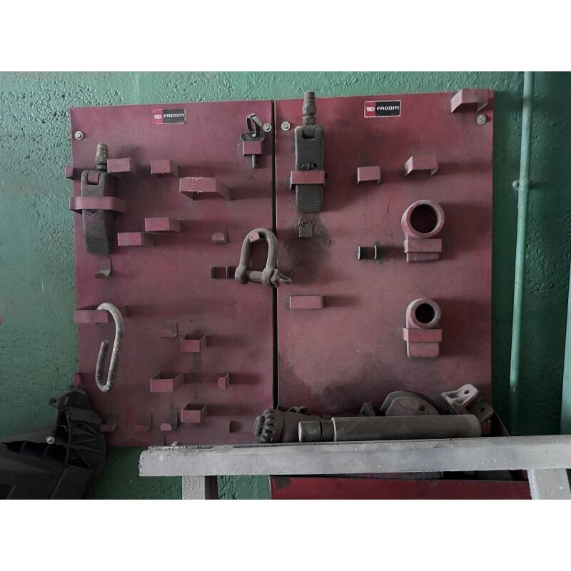 1 panneau mural en tôle FACOM