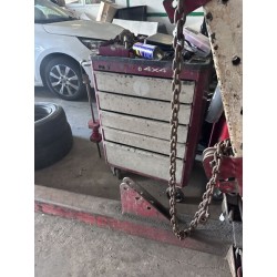 1 servante d'outillage 4x4 