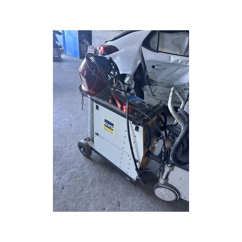 1 poste à souder MIG GYS + 1 casque de soudure