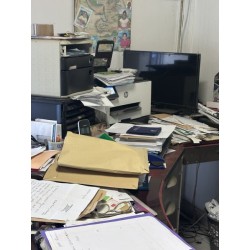 1 copieur HP 1 ordinateur portable (+ de 5 ans) 1 écran WILLINGTON