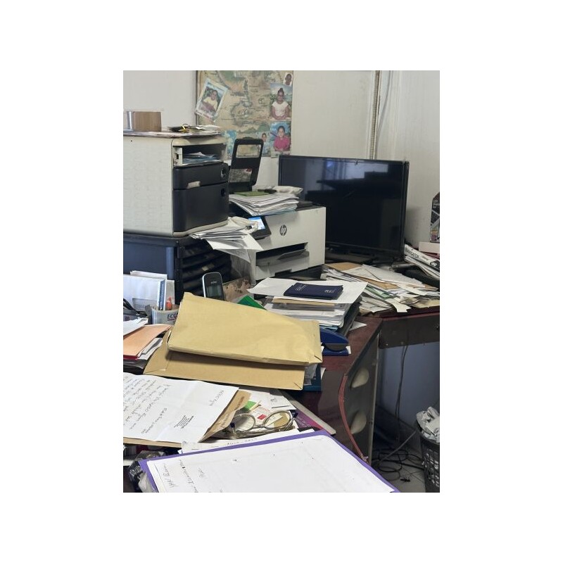 1 copieur HP 1 ordinateur portable (+ de 5 ans) 1 écran WILLINGTON