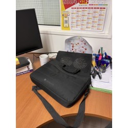 1 support ordinateur BLUESTOCK