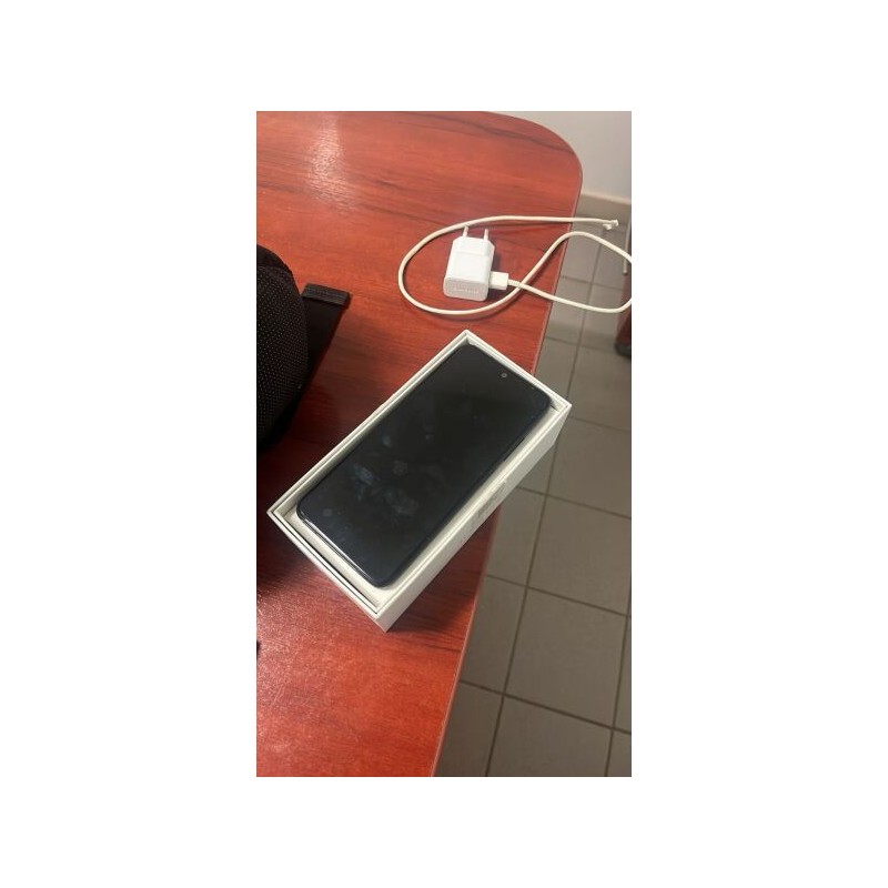 1 lot de 7 téléphones portable dont SAMSUNG x5 REDMI XIAOMI x2