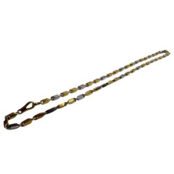 Collier en or jaune et gris 750 millièmes (18K) à mailles quadrangulaires. Poids : 22,70 g Longueur : 50 cm