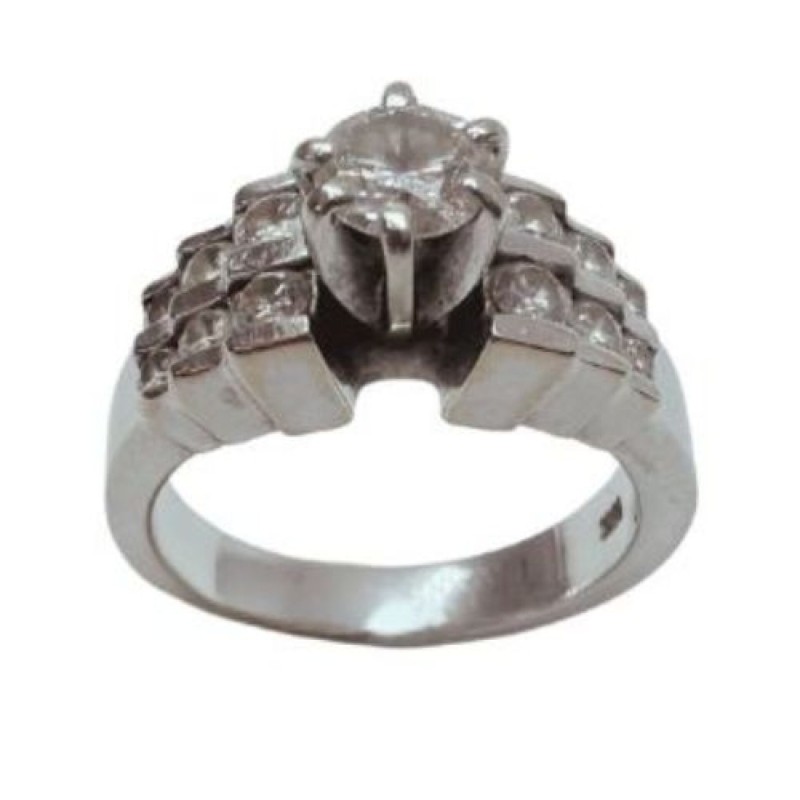 Bague en or gris 750 millièmes (18K) agrémentée d'un diamant en brillant 0,5cts central épaulé de 12 diamants graduels de 0,02 à