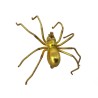 Broche araignée en or jaune 750 millièmes (18K), une pépite retenue par les pédipalpes, ceux-ci tout comme les pattes travaillée
