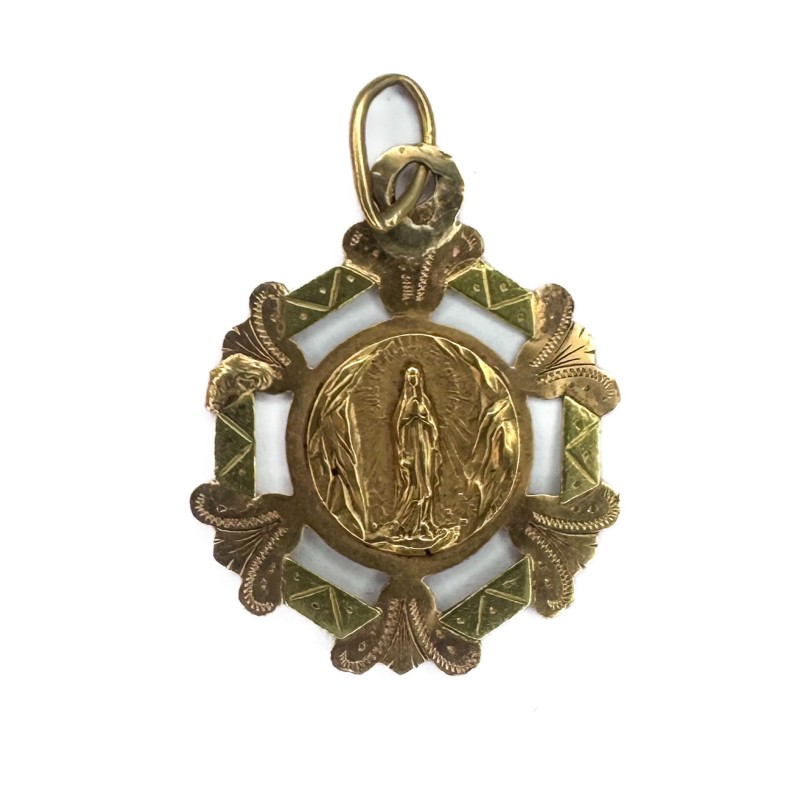Pendentif en or jaune 18K à l'effigie de la Vierge Marie poids : 1,17g Petite médaille à pans coupés à la Vierge en buste en or 