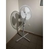 1 ventilateur sur pied