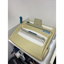 1 relieuse LAMIRELB  1 agrafeuse ESSELTE  1 plastifieuse UPS