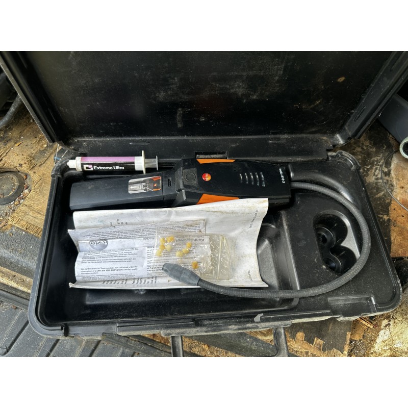 1 détecteur de fuite TESTO 316-3