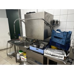 1 lave-vaisselle à capot DIHR