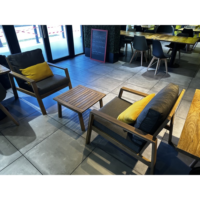 1 mobilier de salon en bois comprenant : 1 petite table basse 2 fauteuils