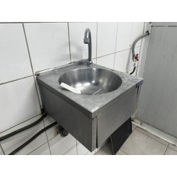 1 lave-main en inox EUROCHEF