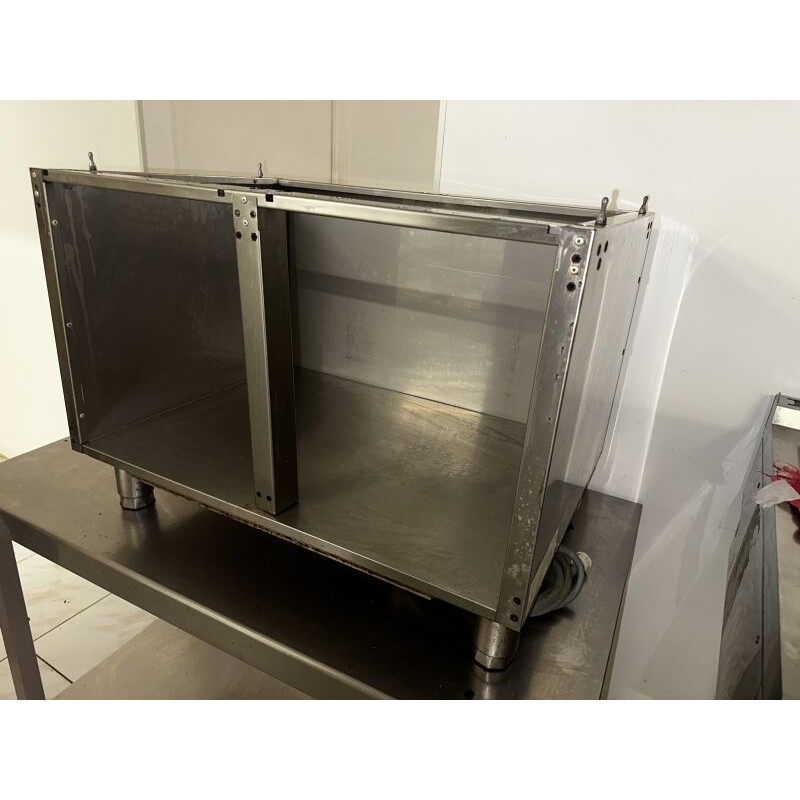 1 meuble en inox à remonter