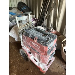1 aspirateur de poussière HILTI VC 40L-X