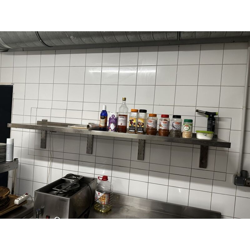 1 étagère suspendue en inox Longueur : 180 cm environ (anc ref 61/67)