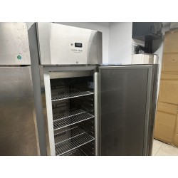 1 armoire réfrigérée COOL HEAD (appareil éteint donc normalement positive) (anc ref 2/70)
