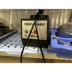 1 robot coupe R301 ultra (anc ref 11/77)