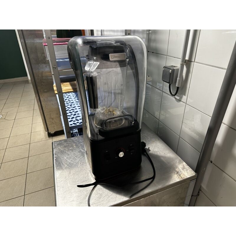 1 blender mixer à caisson insonorisé CASSELIN (anc ref 26/83)