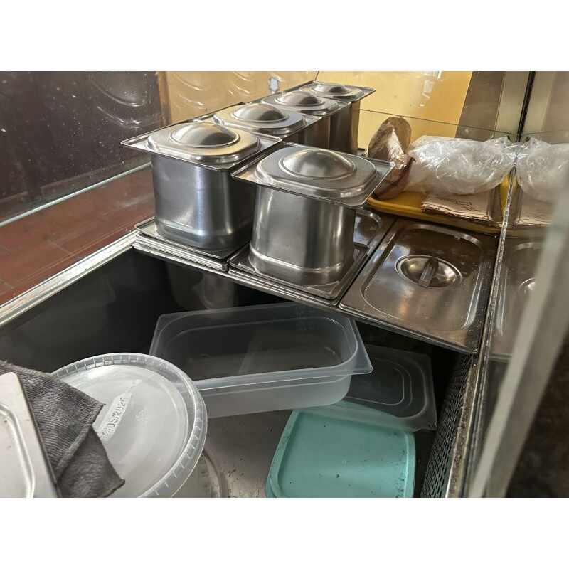 1 lot de 16 bacs gastro en inox