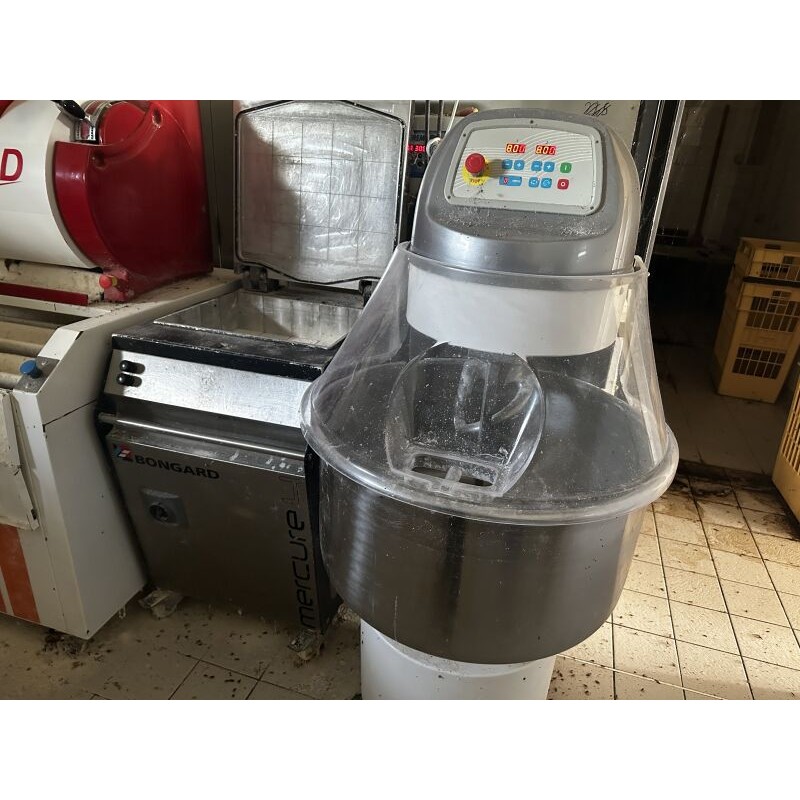 1 pétrin probablement BONGARD