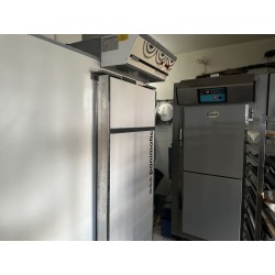 1 armoire de fermentation ou chambre de pousse PANIMATIC
