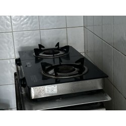 1 plaque de cuisson à 2 feux vifs