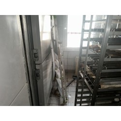 1 escabeau 5 marches en aluminium