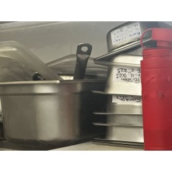 Environ 30 bacs gastro en inox