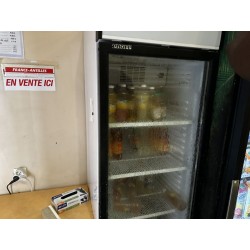 1 armoire refrigérée à boissons PROFF