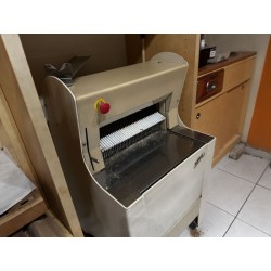 1 trancheuse à pain SOFINOR
