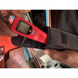 1 thermomètre infrarouge TEDDINGTON TF 1001