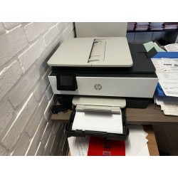 1 imprimante HP OFFICE JET PRO 8123