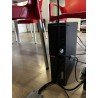 1 poste informatique comprenant : 1 écran SAMSUNG C27R500FH 1 clavier + souris + 1 unité centrale LENOVO