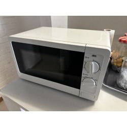 1 four micro-ondes JVO