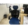 4 bureaux en fibres de bois 4 chaises de bureau 2 chaises visiteur 4 repose-pieds