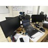1 écran Samsung S24F350FHR (manque 1 écran au regard du RJ) 6 écrans IIYAMA PL2483H 1 clavier + souris LOGITECH
